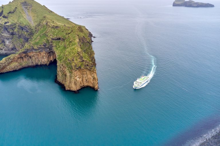 herjólfur ystiklettur sjór