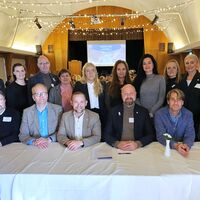 Fra-undirskrift_Fulltruar-allra-sveitarfelaga-og-thjonustuveitenda-sem-vinna-ad-malefnum-barna-a-Sudurlandi